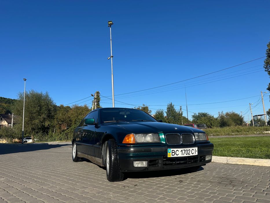 BMW 320I 2,0 автомат 1996р
