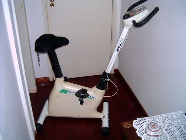Vende-se bicicleta estática