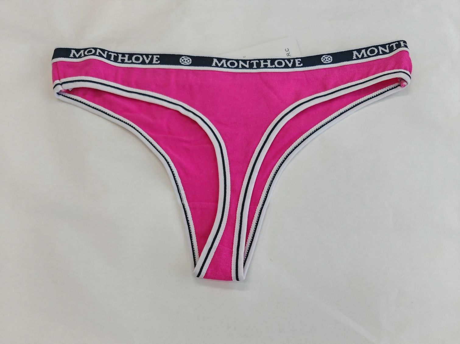 Stringi damskie.