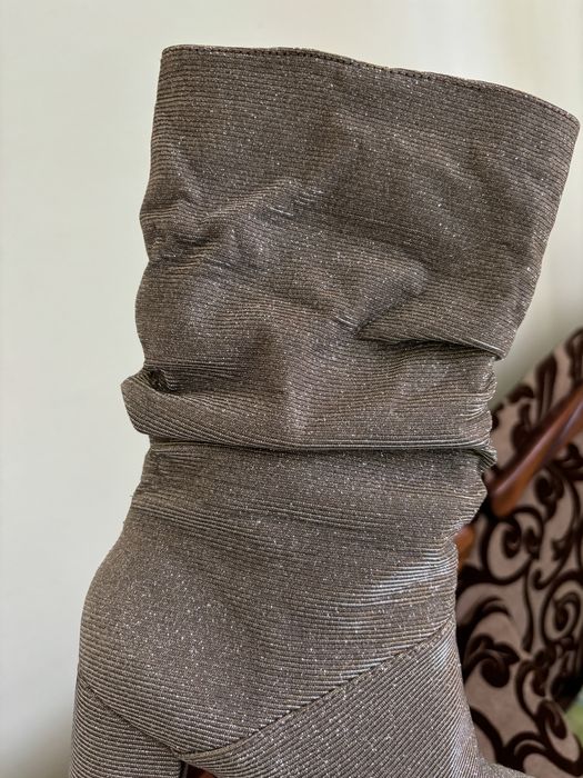 Жіночі чоботи із блискітками