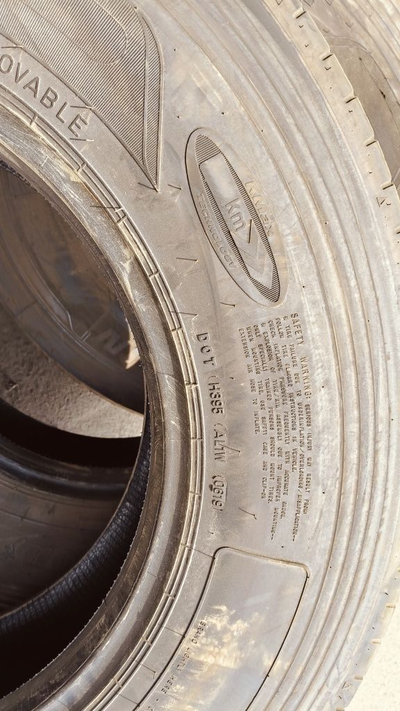 Opony przód 285/70r19.5 Goodyear KmaxS jak nowe