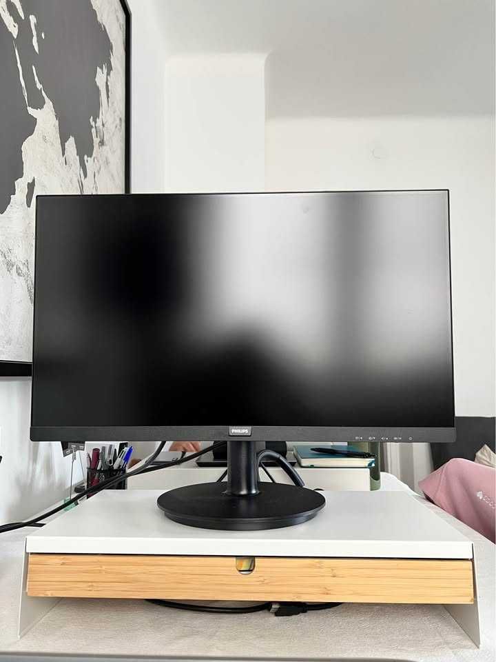 IKEA Elloven Monitor Stand/ Podstawka Pod Monitor 47cm