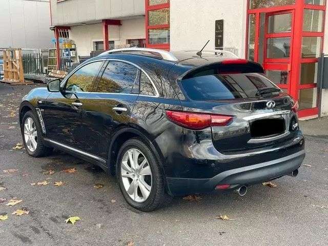 Infiniti QX70 2013 рік 3.0 дизель