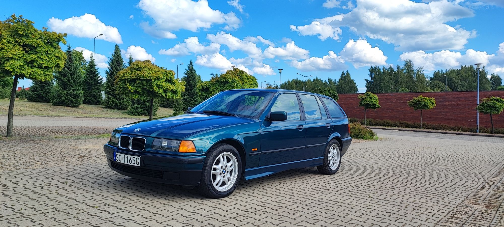 BMW E36 318i+LPG/HAK nowa Klima i progi, DAILY, 3 kluczyki, Touring