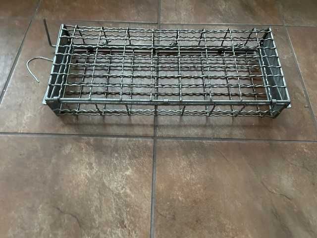 Siatka nierdzewna na szynki