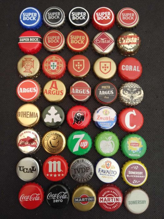 Caricas de Bebidas de Várias Marcas.