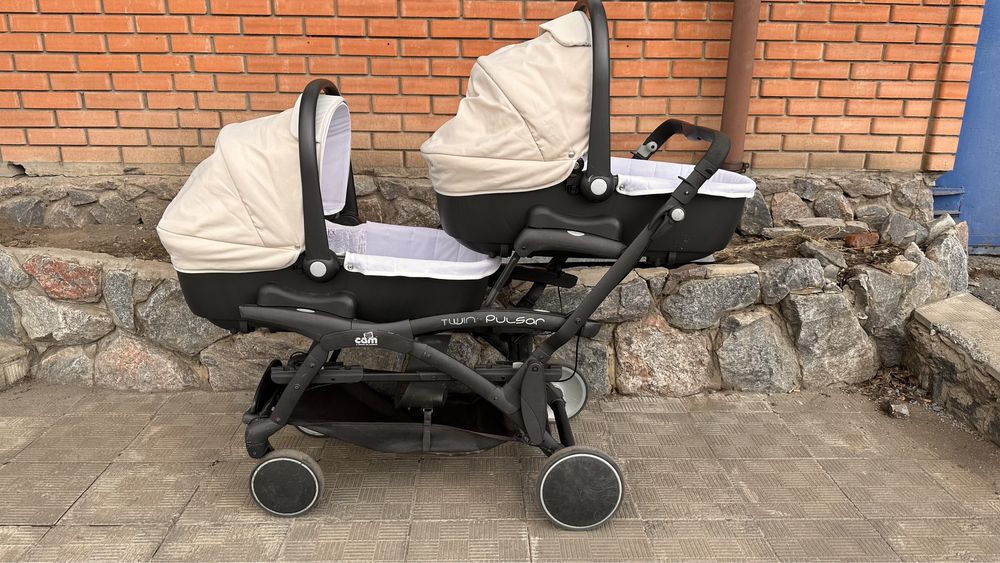 Продам клоляску для двійні Cam Twin Pulsar3/1