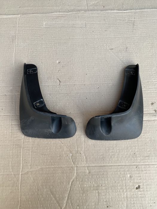 Оригінальні бризговики Hyundai Accent 2006-2010.