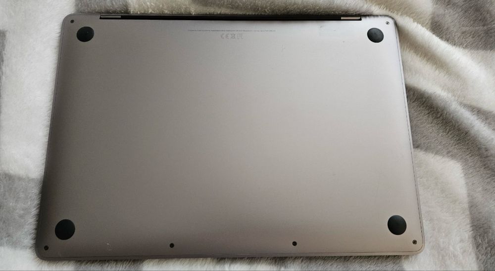 MacBook Pro 13.3” A2159 (2019) – i7 / 16GB RAM / 256GB SSD