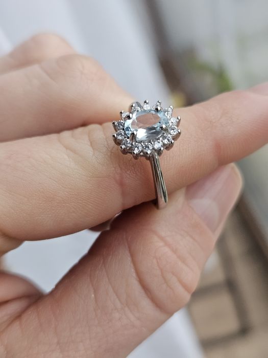 Pierścionek regulowany cyrkonie topaz