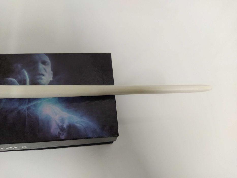 Lord Voldemort - Lendária Varinha Mágica em caixa original