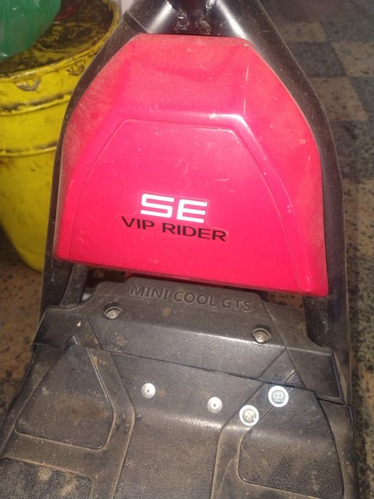 Mota elétrica  penso antiga a funcionar na perfeição