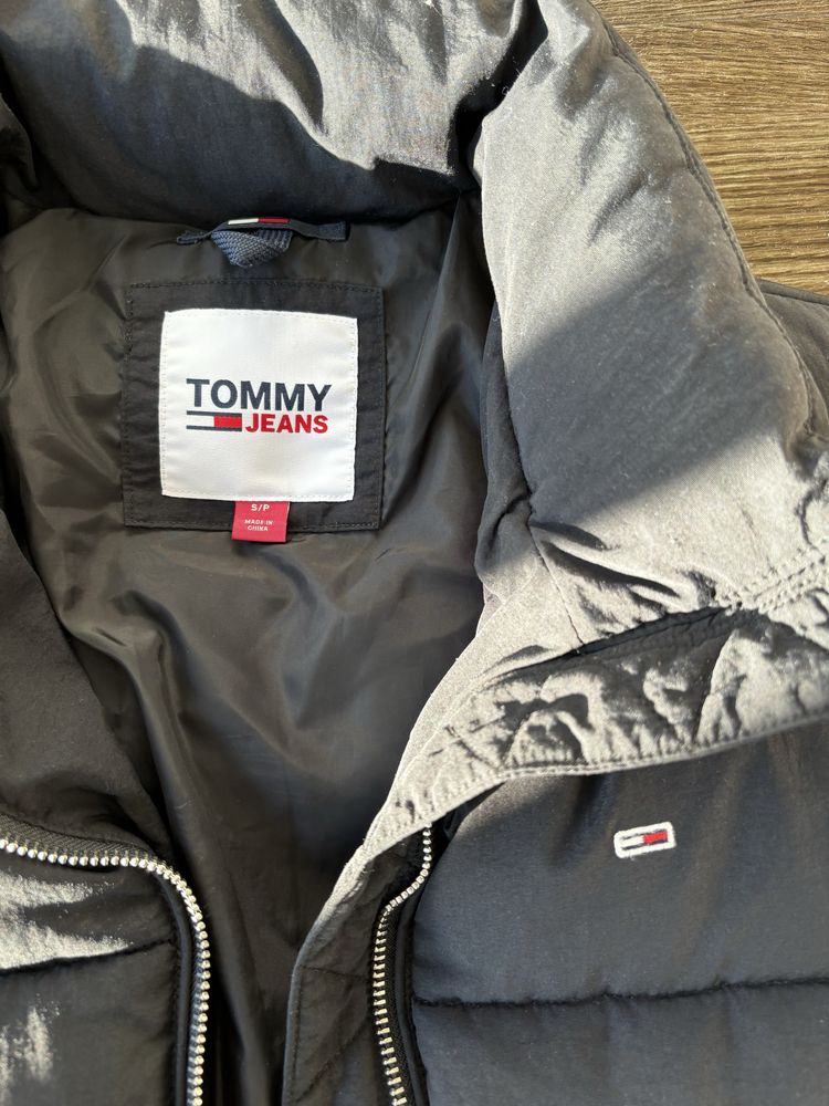 Курточка Tommy Hilfiger