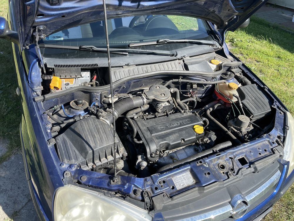 Sprzedam Opla Corsa C 2004