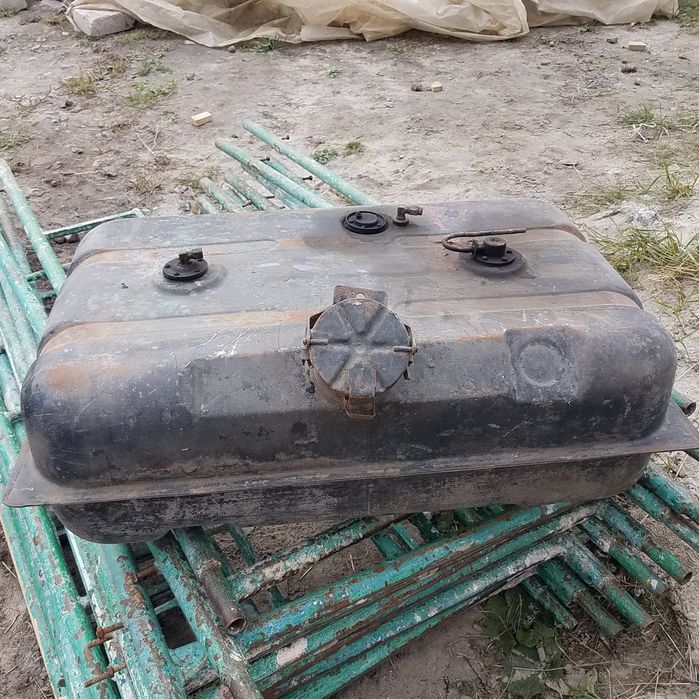 Продам Бак-175літрів Зил 130-131