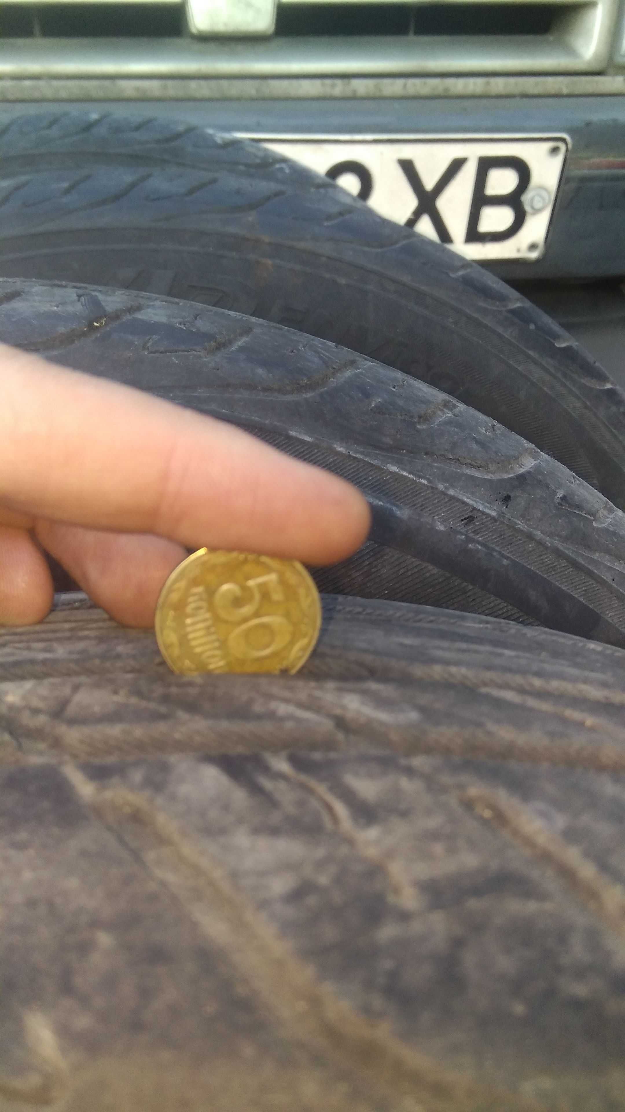 комплект шин Yokohama 215/60 R16