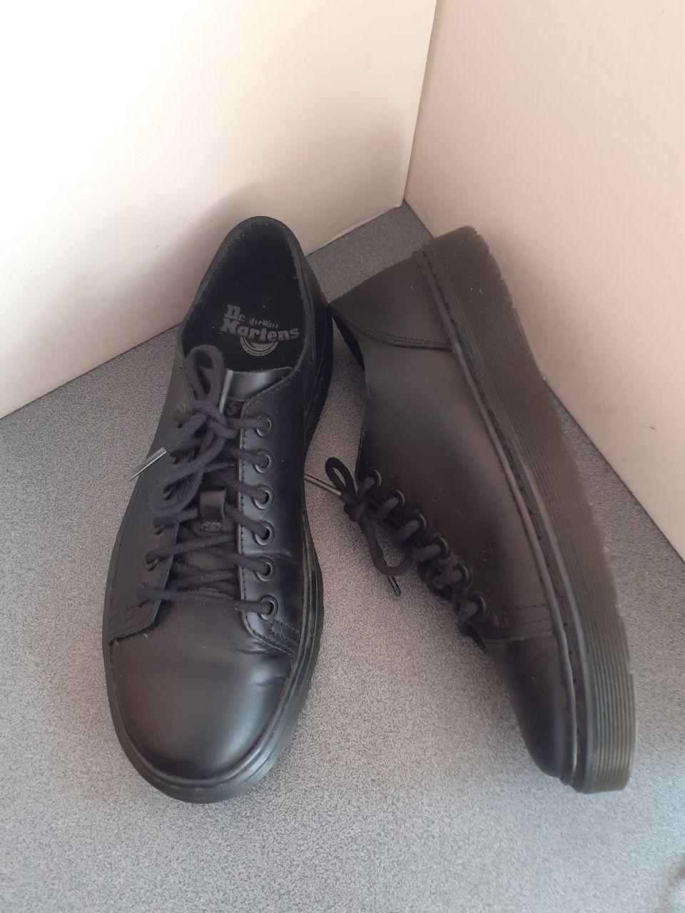 Dr. Martens шкіряні туфлі лофери кррсівки дербі 39 р уст див