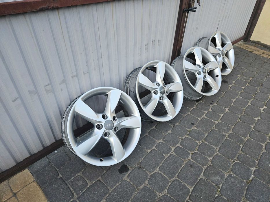 Alufelgi 17 5x112 Audi A3 8V A4 B8 B9 A5 A6 C7 Q2 Q3 Q5 et37 7.5j 66.6