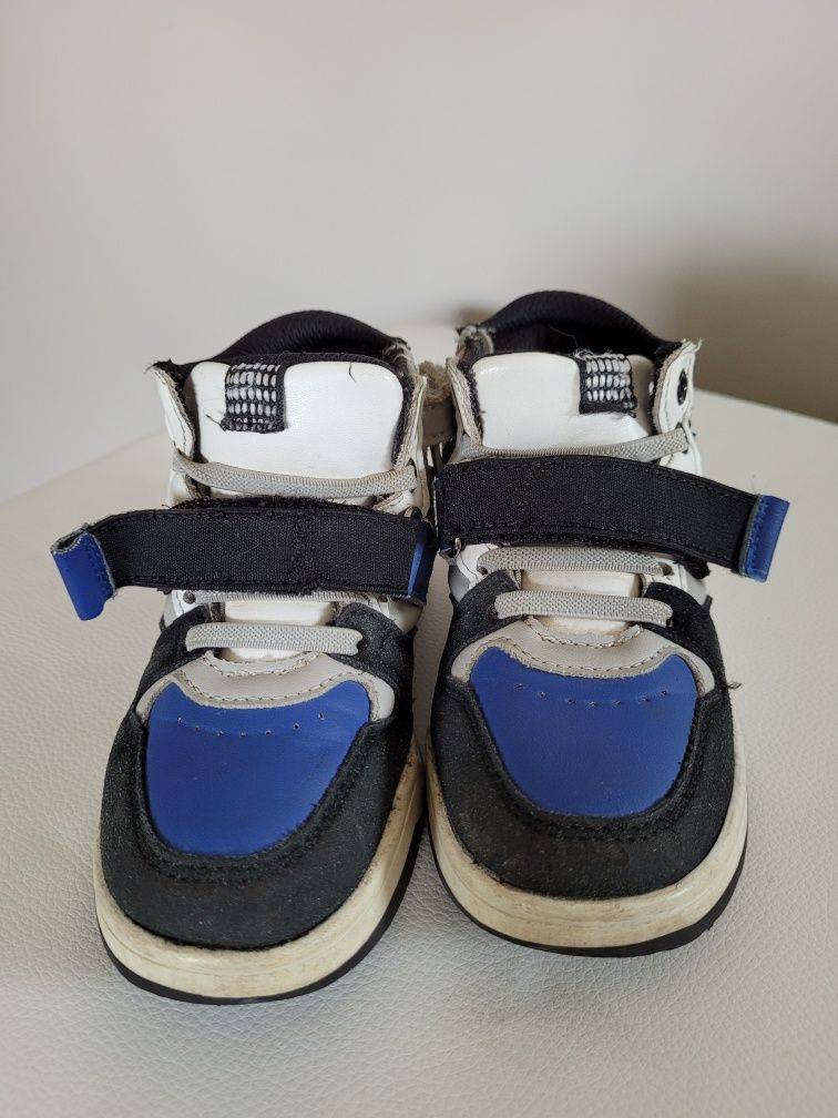 Buty jesienne chłopięce 26