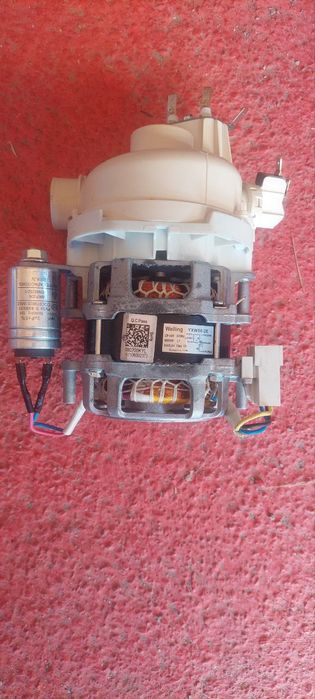 Посудомийна машина  respecta