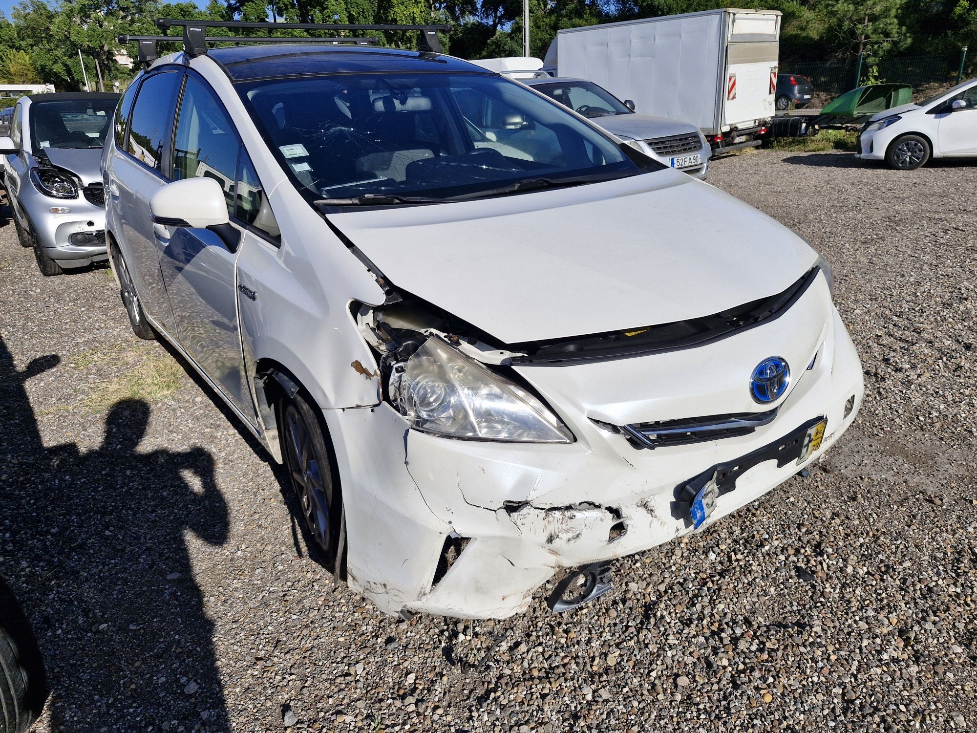 Toyota   prius +