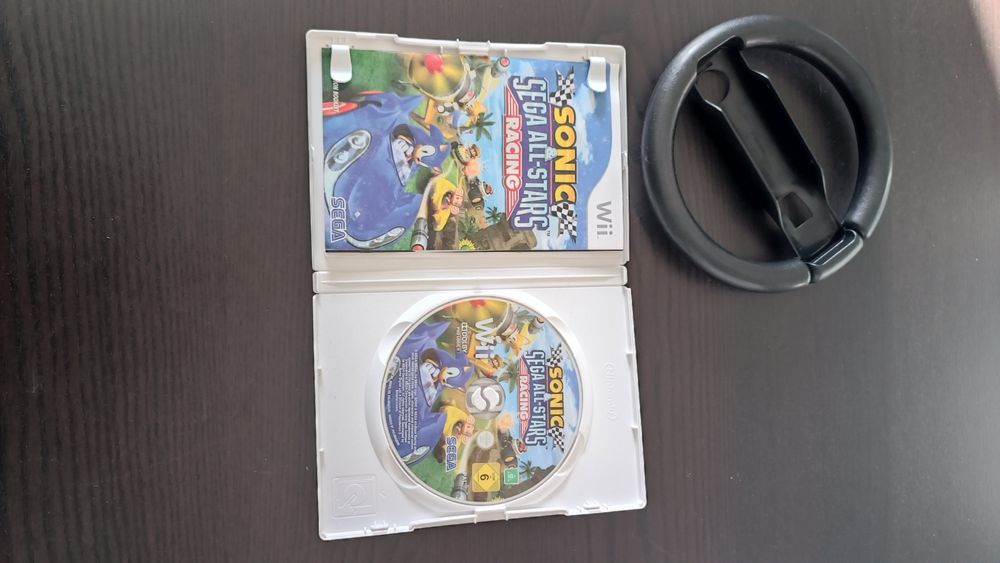 Jogo Wii Sonic Sega All Stars Racing + volante Wii