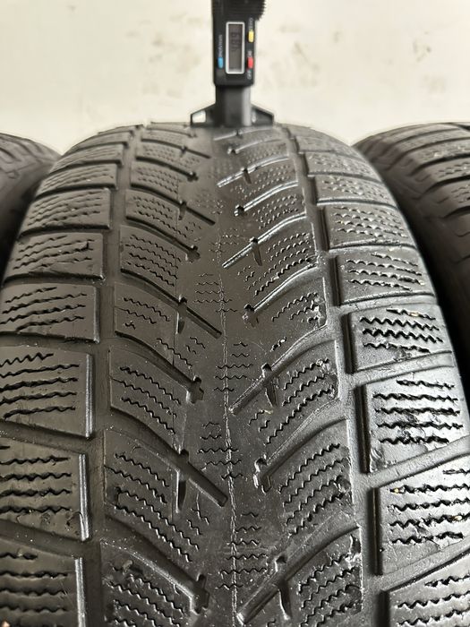 Good Year Ultra Grip Ice Perfomance 225 55r18 зимова