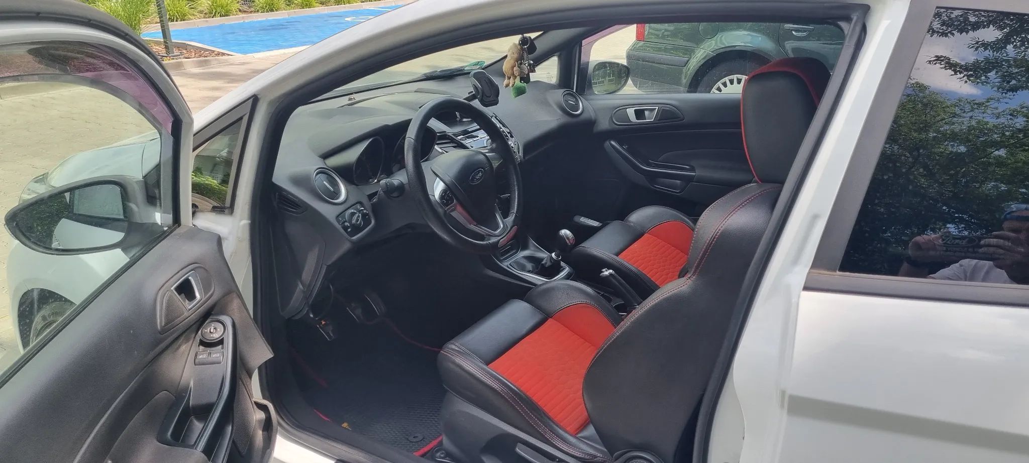 Ford Fiesta Fiesta ST,,Niski przebieg, stan bardzo dobry, 2xkomplet opon z felgami
