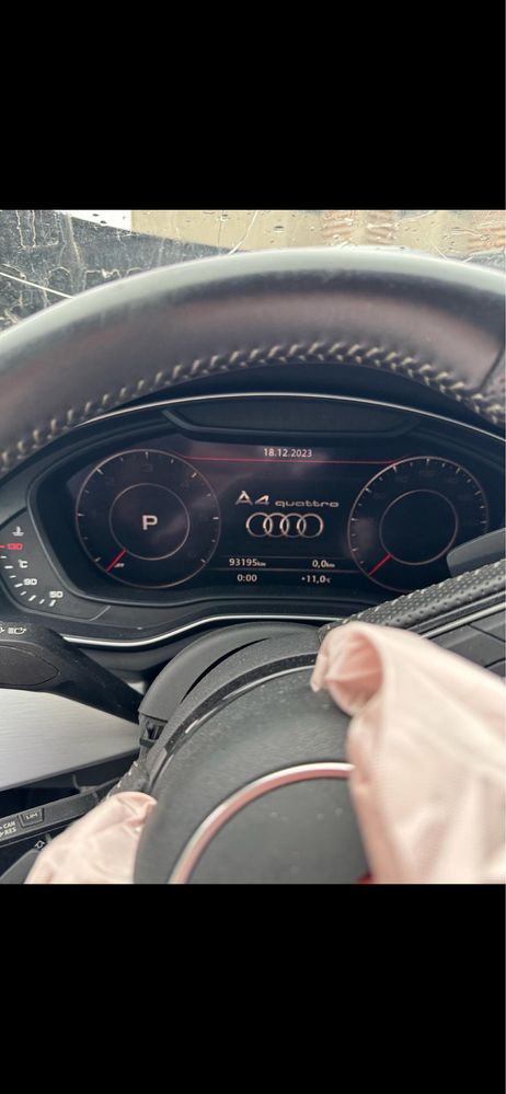 Audi a4 b9 s-line  2.0 tdi quattro 190km virtual