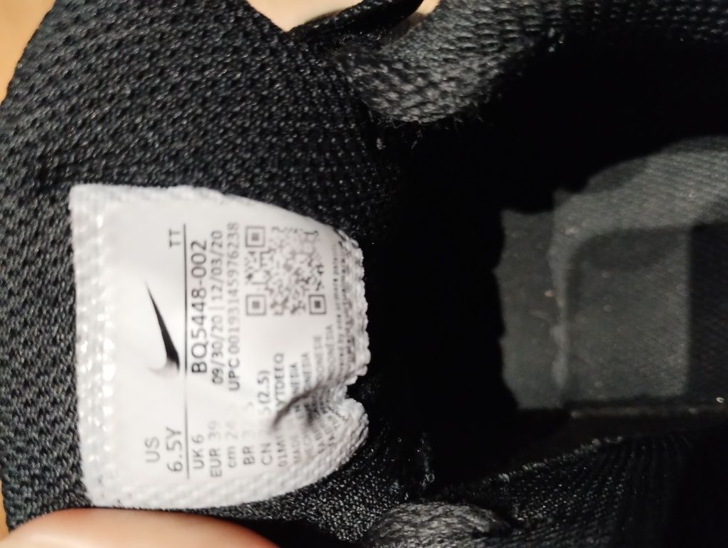 Czarne adidasy damskie rozm 39 Nike