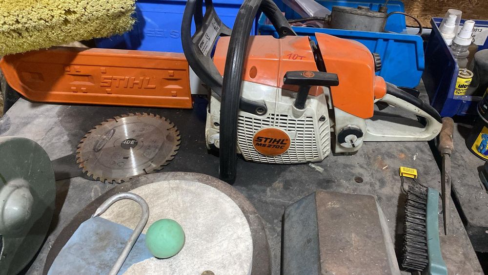Продам бензопилу щтіль 270c