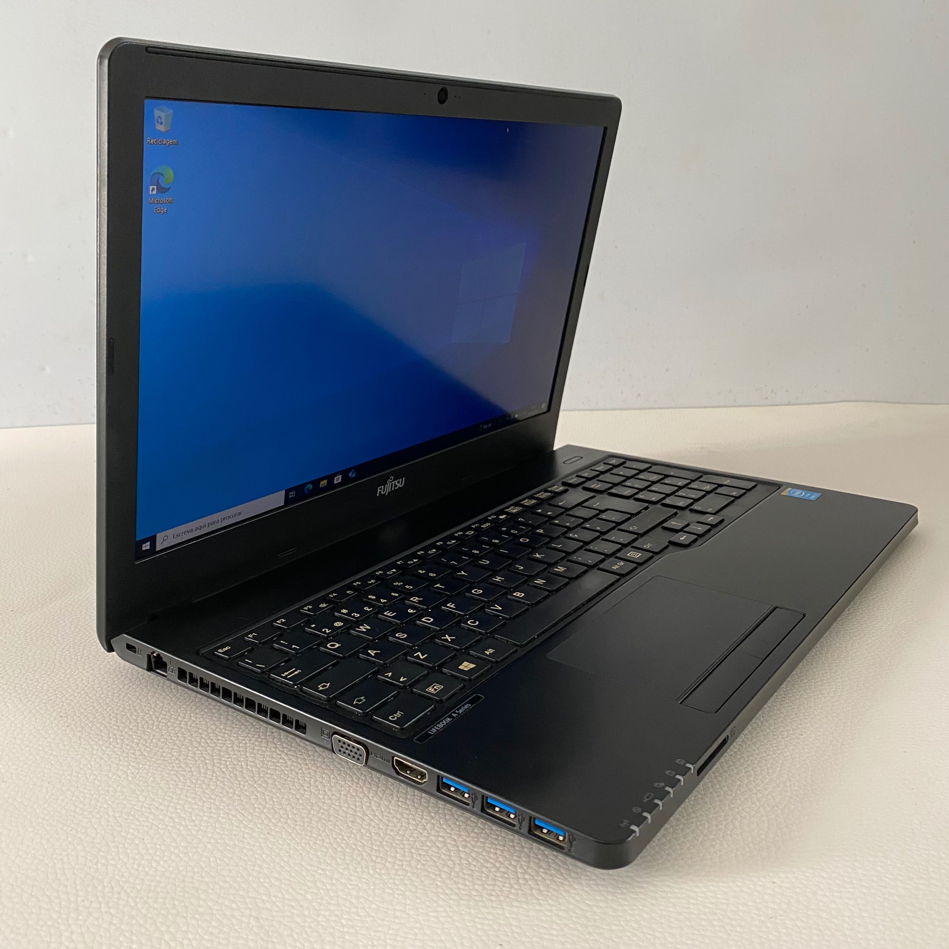 Computador portátil Fujitsu A555 8/240gb I3 15.6 FHD Como Novo!