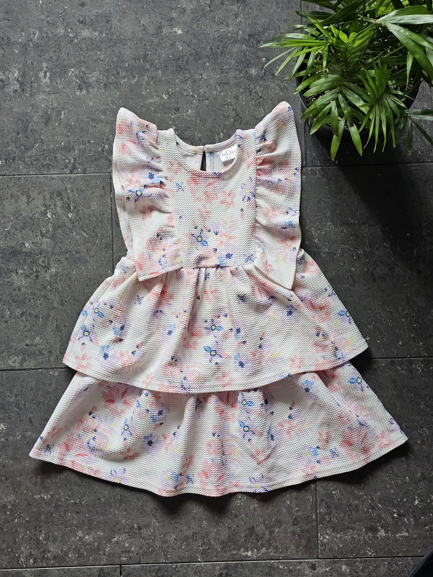 Sukienka falbanki floral w kwiaty newbie