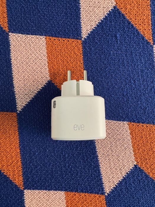 Розумна розетка Eve Energy