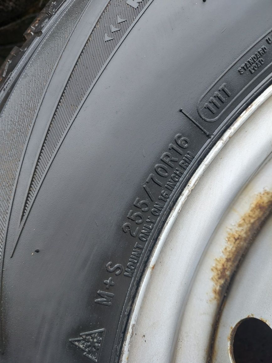 komplet kół Ford Ranger 6x140.5 ET55 felgi 7 X 16 Opony 255 70 R16 T