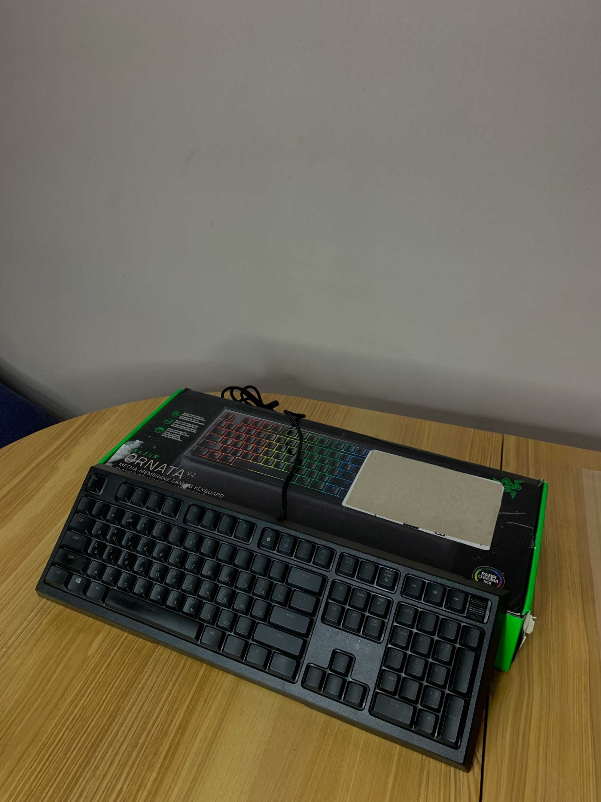 Клавіатура Razer Ornata V2