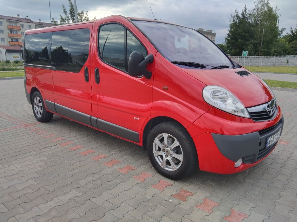 OPEL VIVARO 8-9-OSOBY 2.5 CDI 2×Drzwi Przesuwne 2×Klima Nawiewy Nawi
