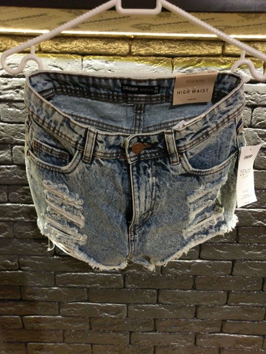 ‼️ Новые джинсовые шорты от Cropp с эффектом потертости
