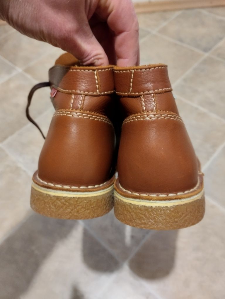 Kickers мокасини,черевики...