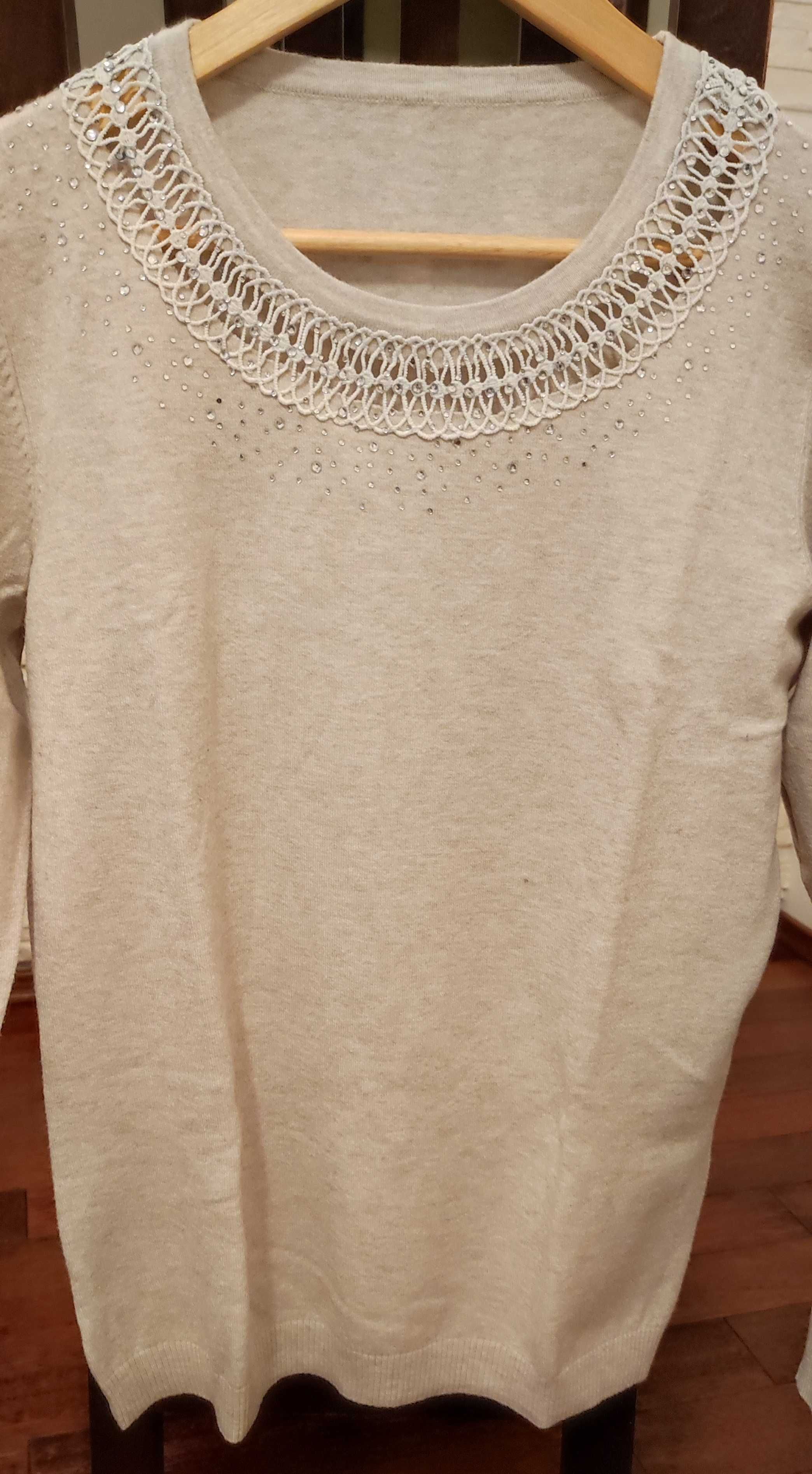 Beżowy sweter bluzka damska z ażurowym dekoltem r.  L/XL
