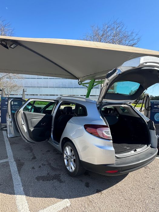 Vendo Megane com poucos kms