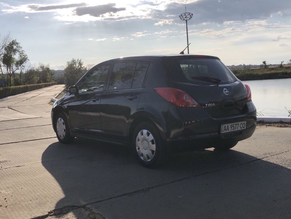 Продам Nissan Tiida