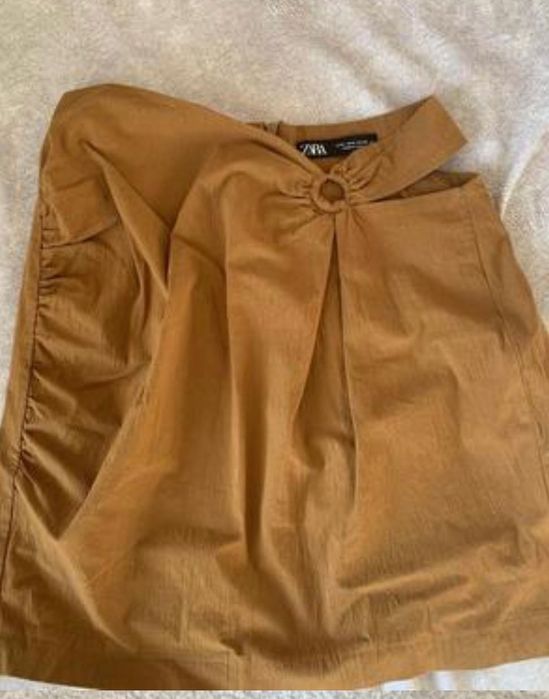 Горчичная юбка Zara