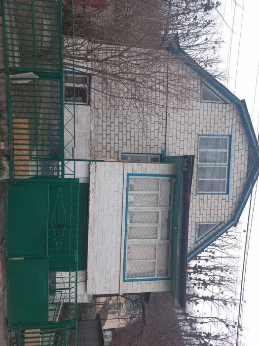 Продаж будинку в Каневі