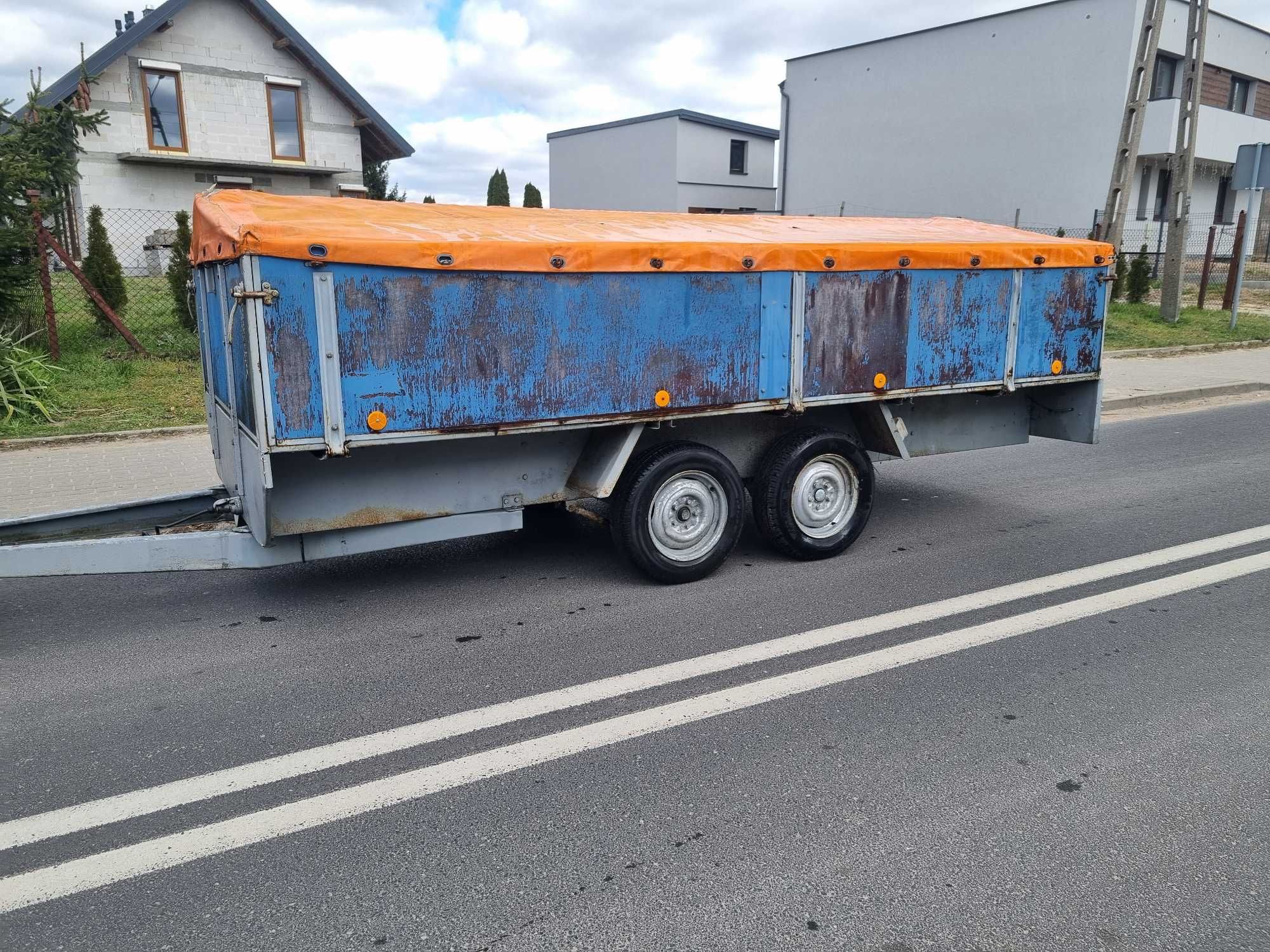 Przyczepa z plandeką z Niemiec DMC 1.6T