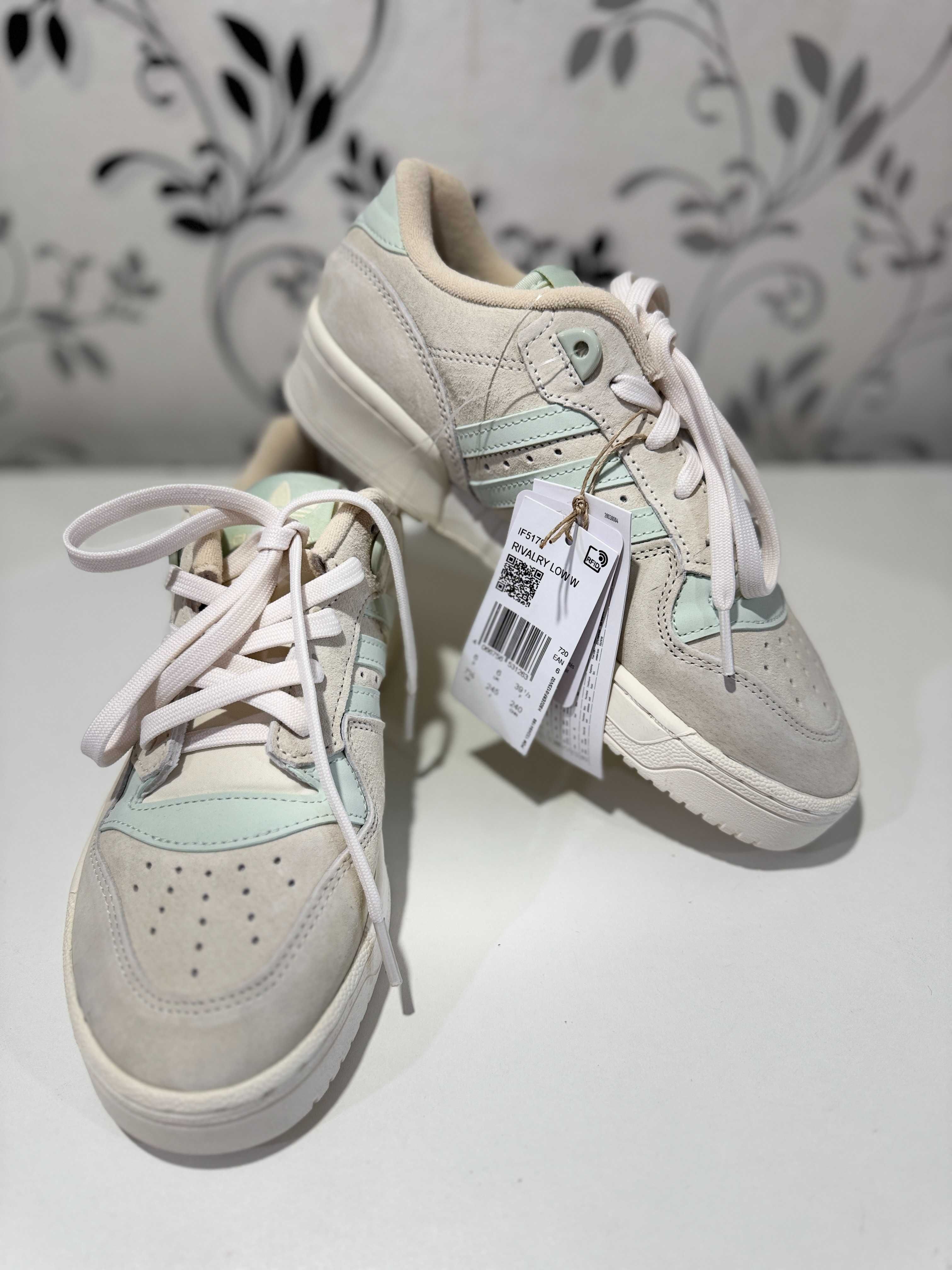 Кросівки жіночі Adidas Rivalry Low Beige IF5179, 39.5р