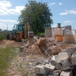 Usługi koparko-ładowarką, kucie młotem,wyburzenia,rozbiórki,karczowani