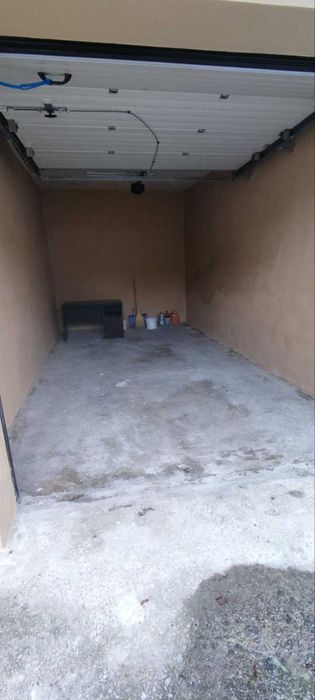 Гараж в оренду 18 м.кв. (Сахарова-Кастелівка, ближній центр)
