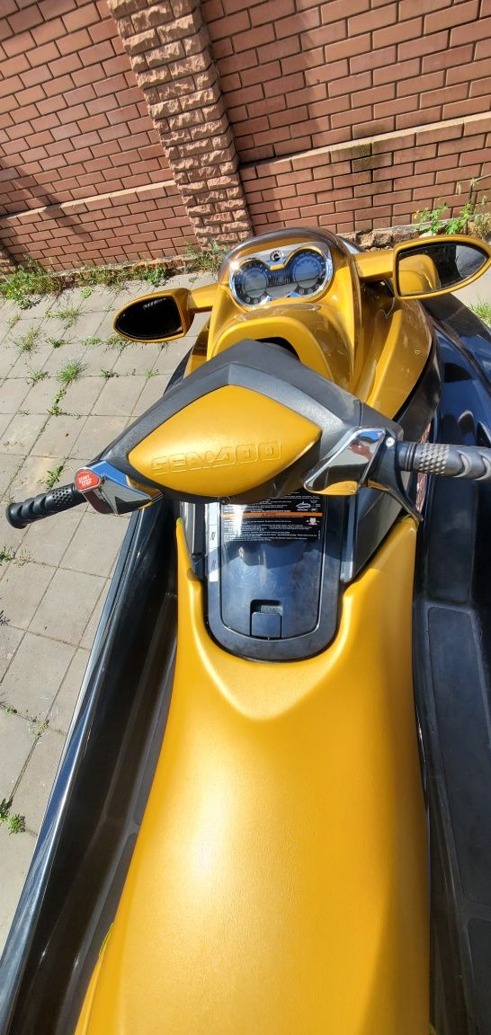 Гидроцикл BRP SEE-DOO RXT Supercharger 132 мч / 215 л.с. (Оранж/Черный