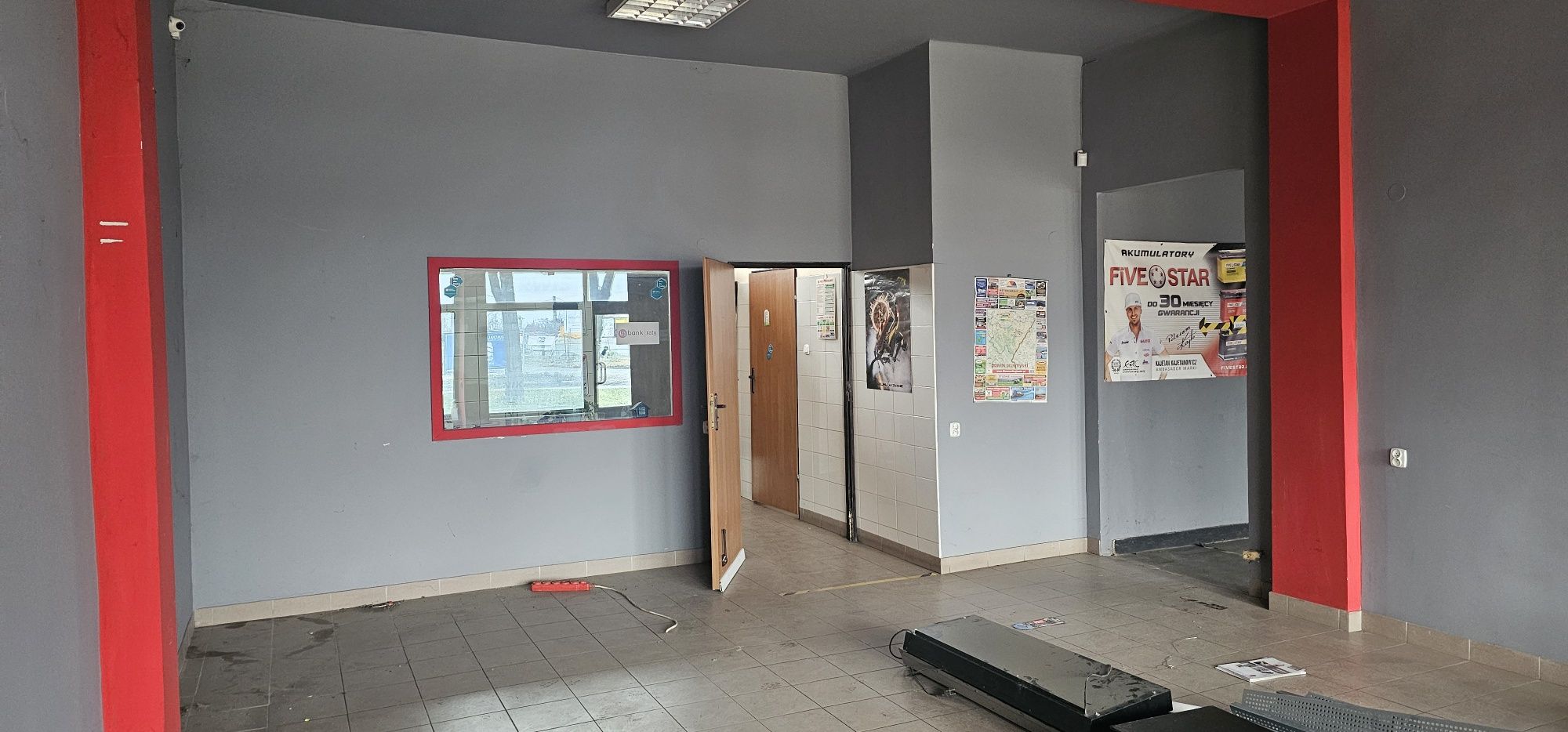 Wynajmę sklep  182 m2 Przemysl ul Batorego 26